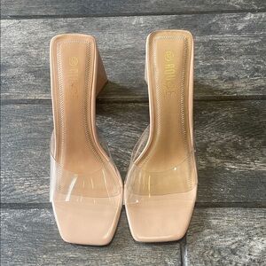 Rouge Helium Blush Nude Clear Strap Block Heel Mules